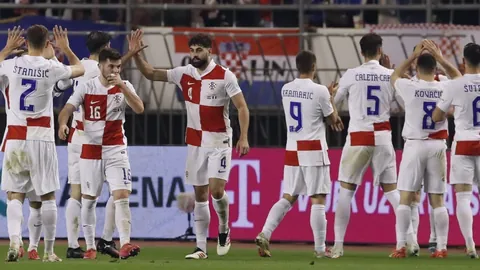 哈林末节登场，火箭常规赛54胜惜败鹈鹕，17年战绩排名第二